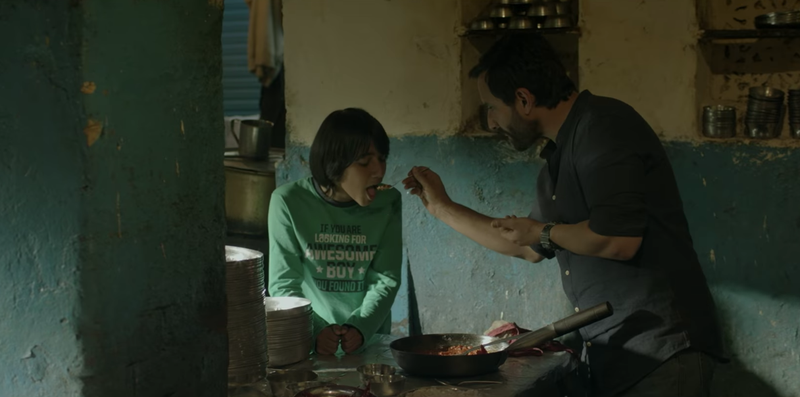 Svar Kamble and Saif Ali Khan star in the Bollywood remake of Chef (Screenshot: T-Series/YouTube)